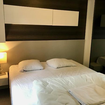 Хостел Nouvel Horizon Guest Center Landes В'є-Буко-ле-Бен Екстер'єр фото