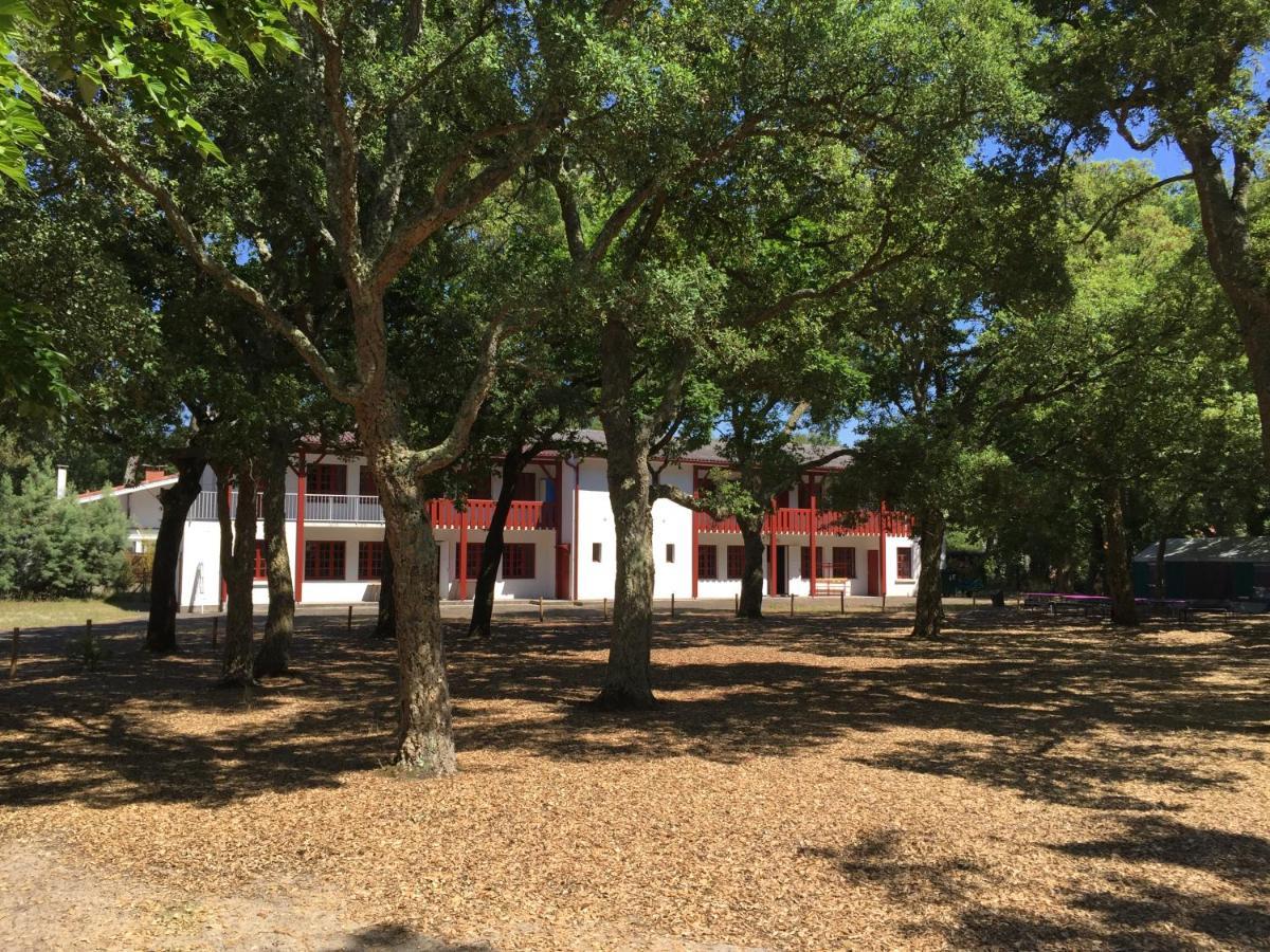 Хостел Nouvel Horizon Guest Center Landes В'є-Буко-ле-Бен Екстер'єр фото