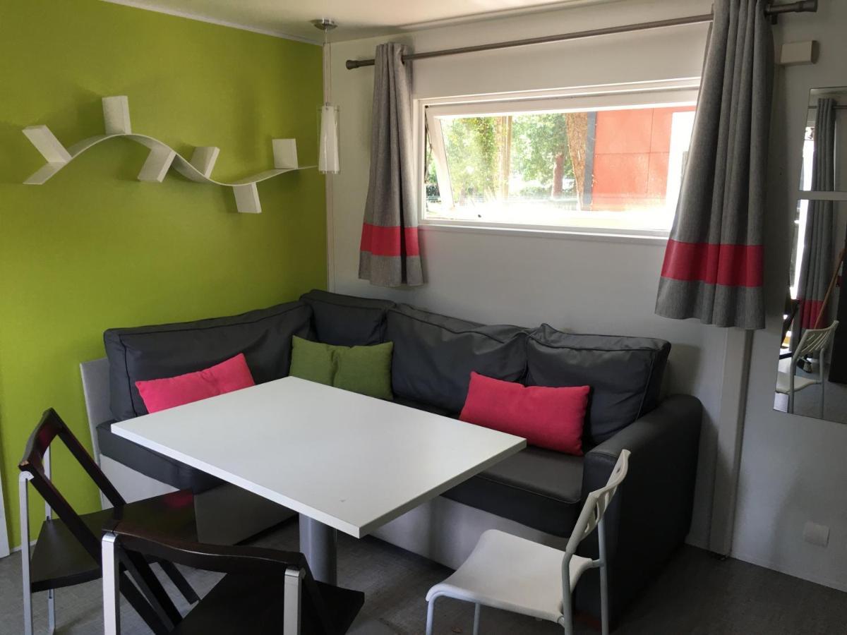 Хостел Nouvel Horizon Guest Center Landes В'є-Буко-ле-Бен Екстер'єр фото